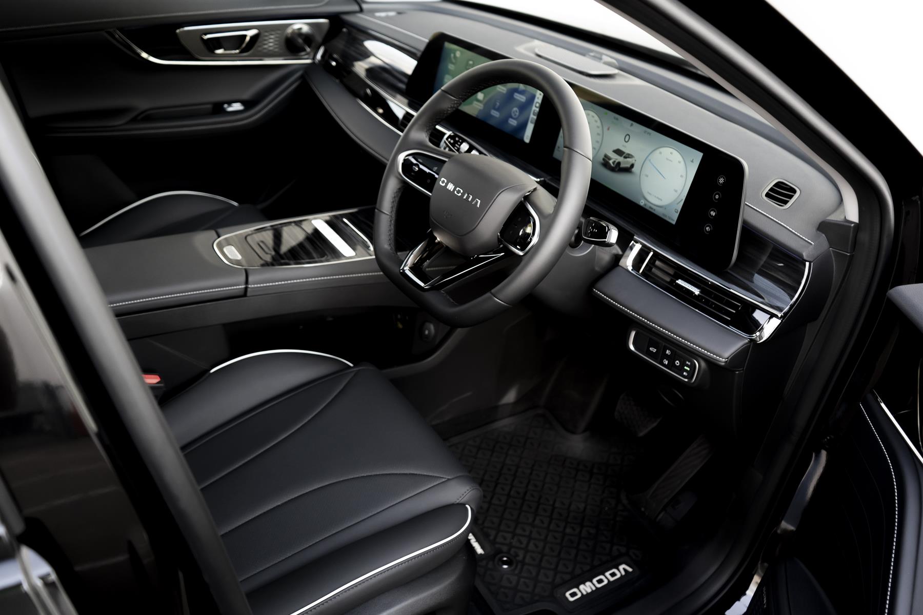 Inside, the C5 SHS is bristling with modern safety and luxury features.