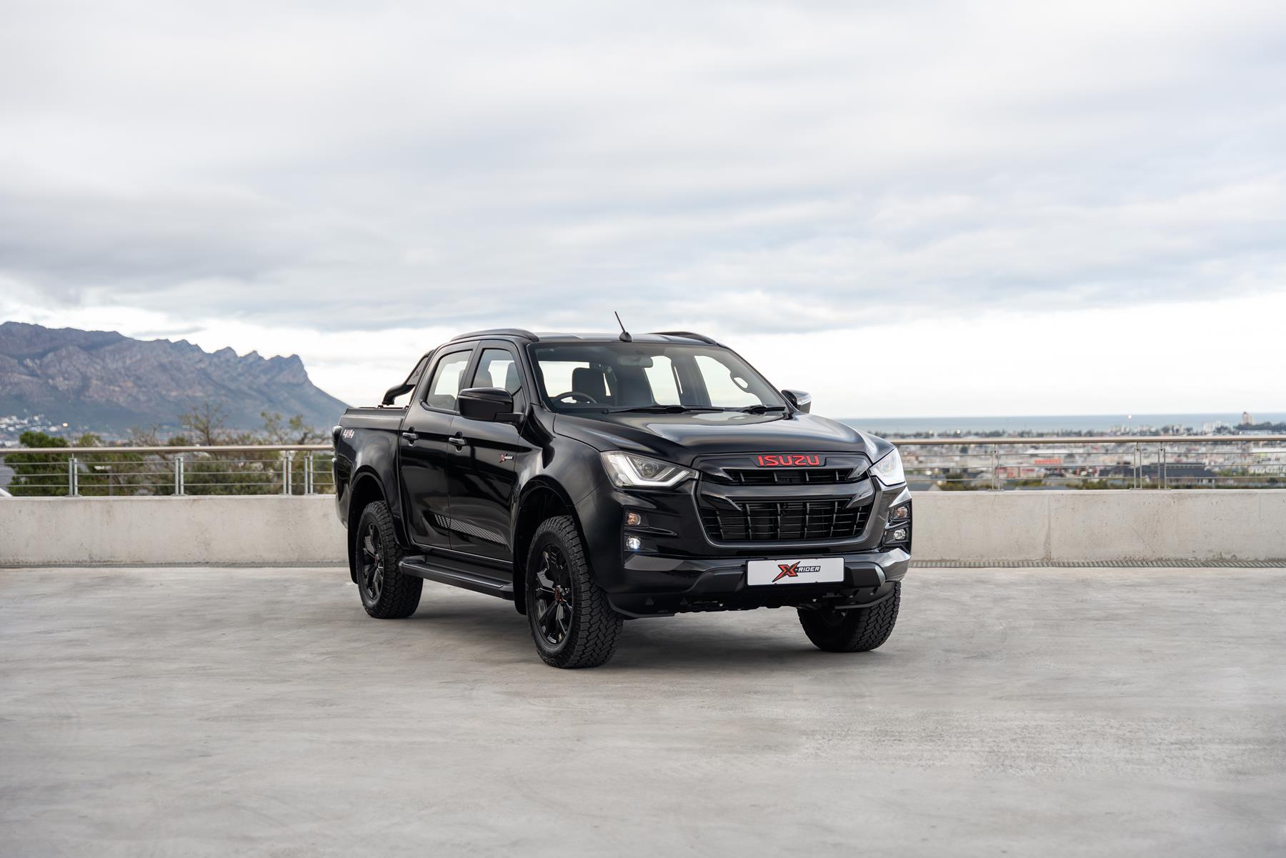 ISUZU Adds Exclusive Edge to D-MAX with Limited-Edition 2025 X-Rider Black