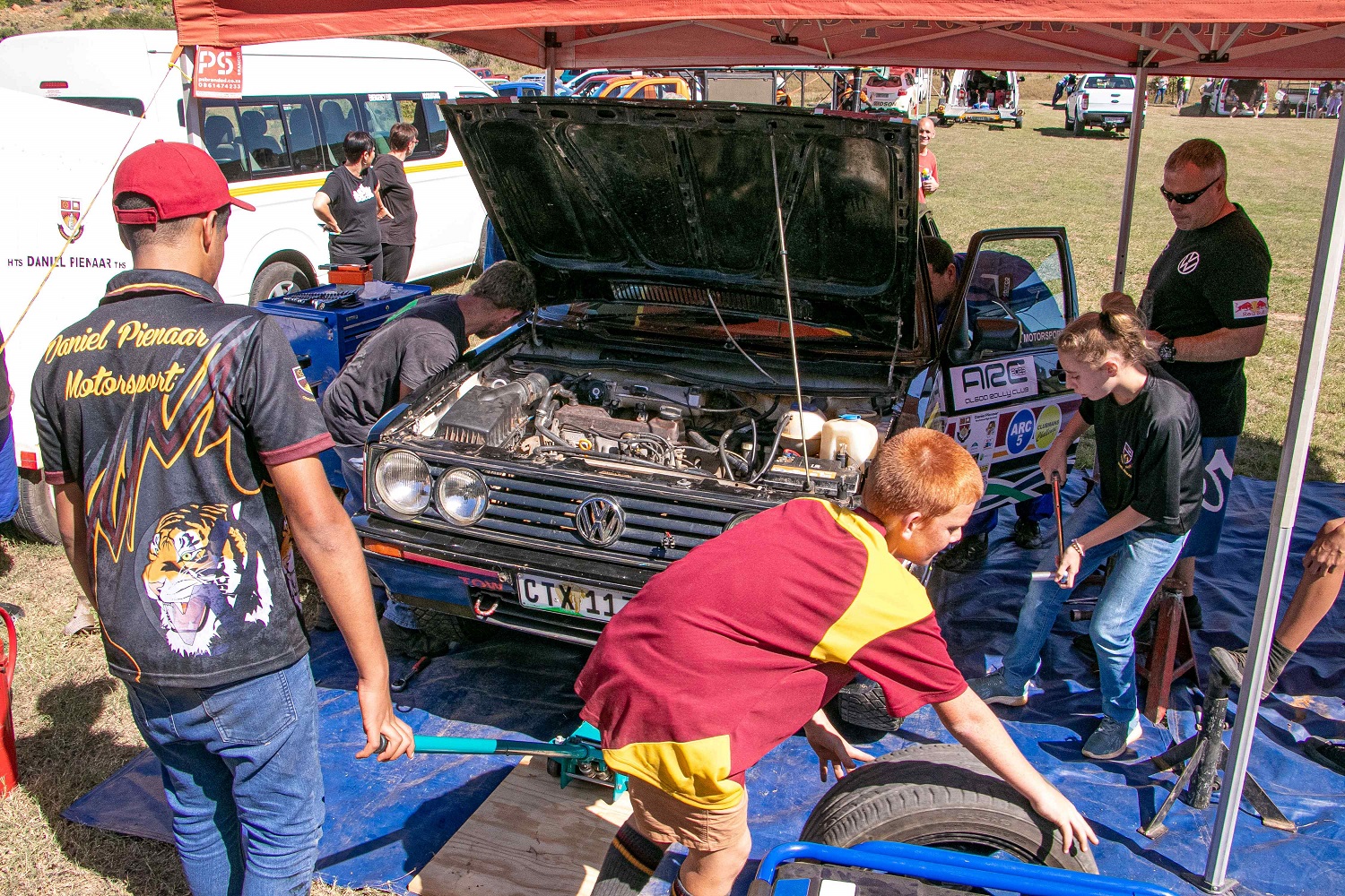 Motors, Music & More – Motor Mech & Alles-op-Wiele rev into Kariega