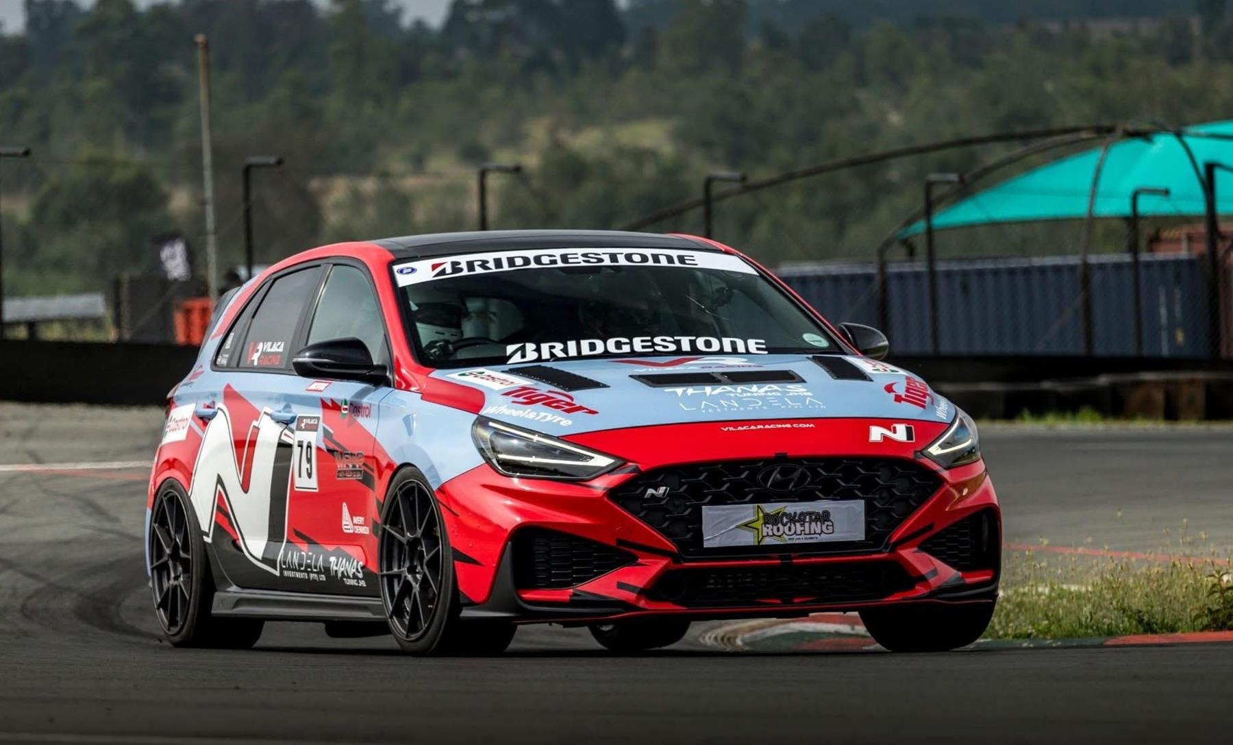 Hyundai’s Johan Nel Wins 2025 Modified FWD Championship Title in Thrilling Finale of the Vilaca Racing Time Attack Series