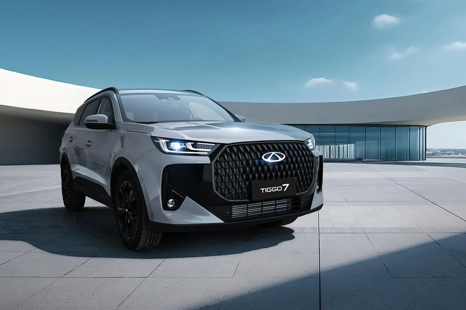 Chery South Africa adds a darker edge to the Tiggo 7 with new Distinction Dark Edition