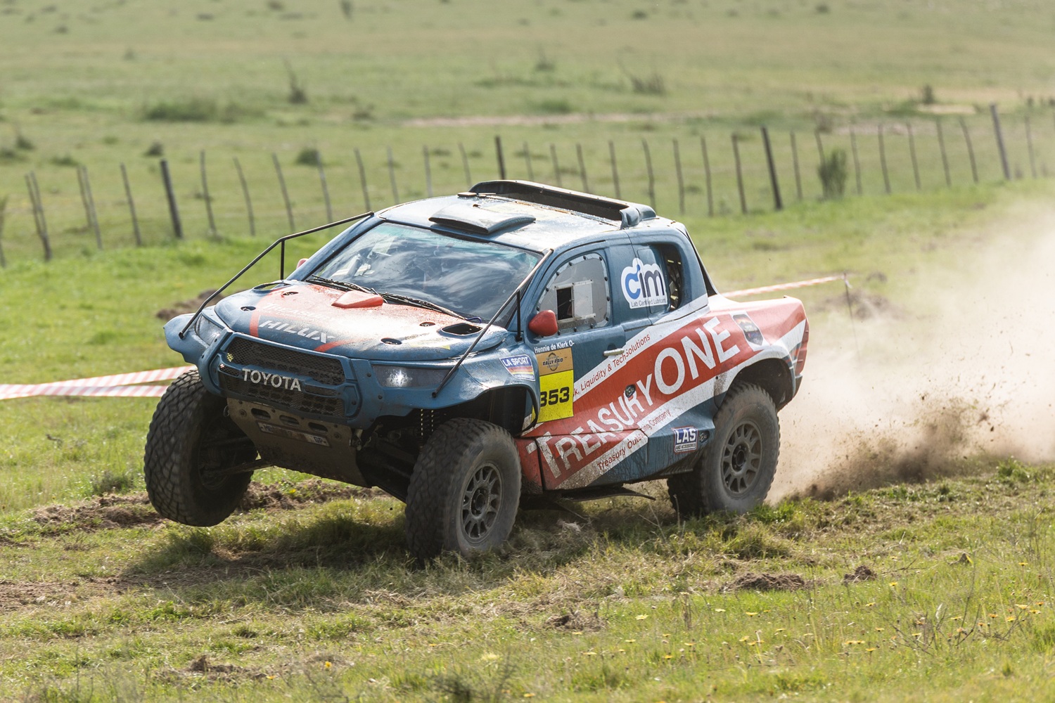 First day of Century Racing Outeniqua 400 marked by fierce racing action and intense pressure in scenic Garden Route