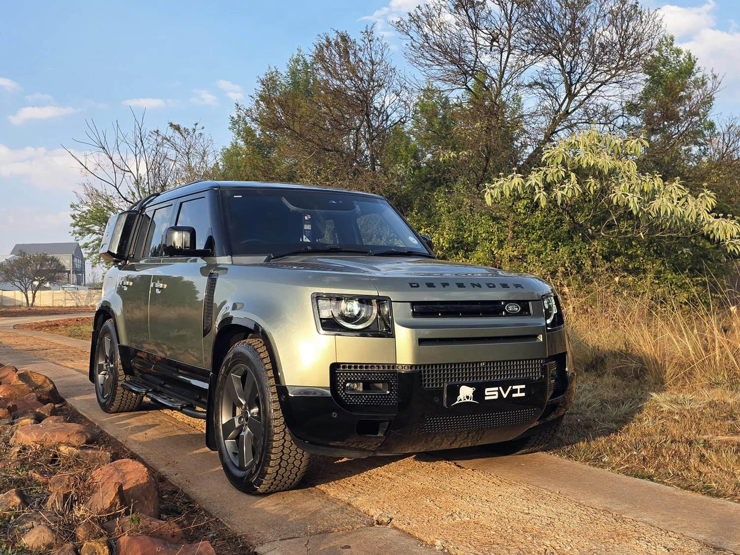 Staying safe on safari: Defender gains ‘SVI Lite’ partial armour!
