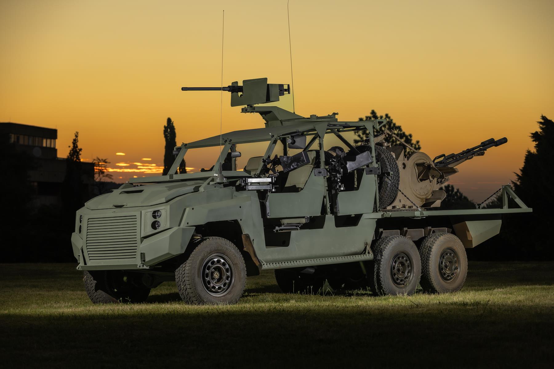 Apocalypse-ready Land Cruiser? Meet the mighty SVI Max Recon 6x6!