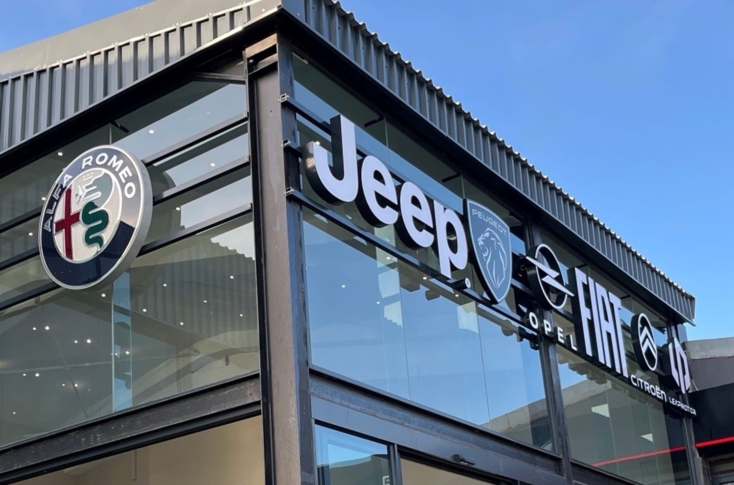 Stellantis South Africa Expands Dealer Network with New SCW Mobility Group in Cape Town