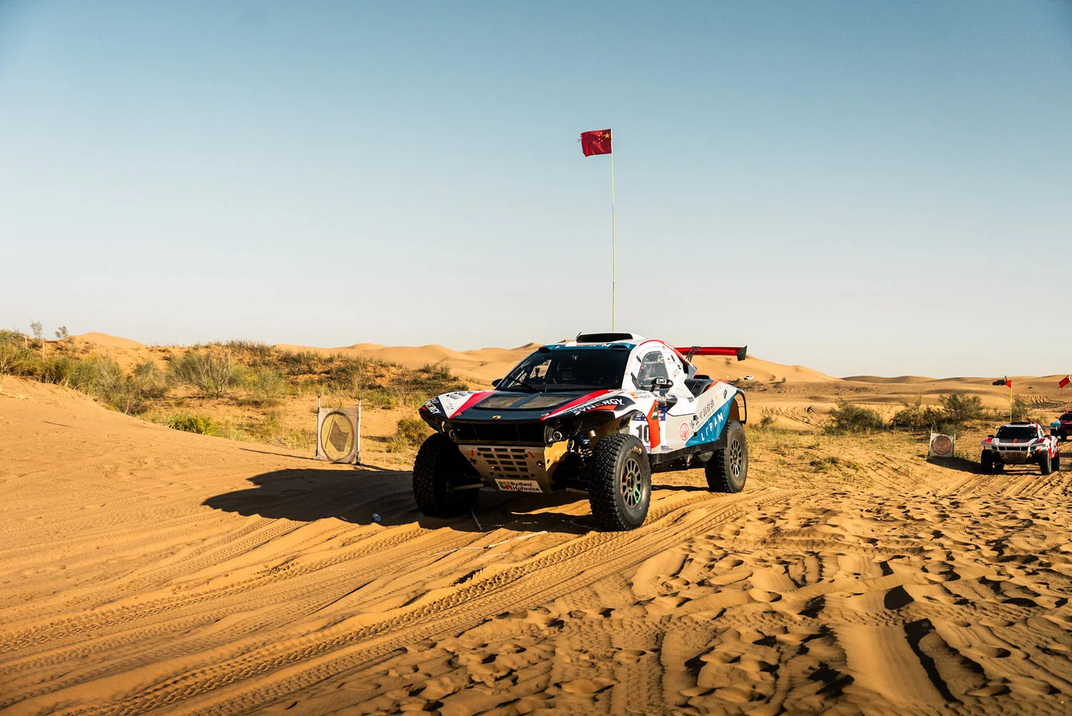 Buggyra ZM Racing opens three-rally China campaign with 24th place at Trans-Kubuqi Desert Elite Challenge