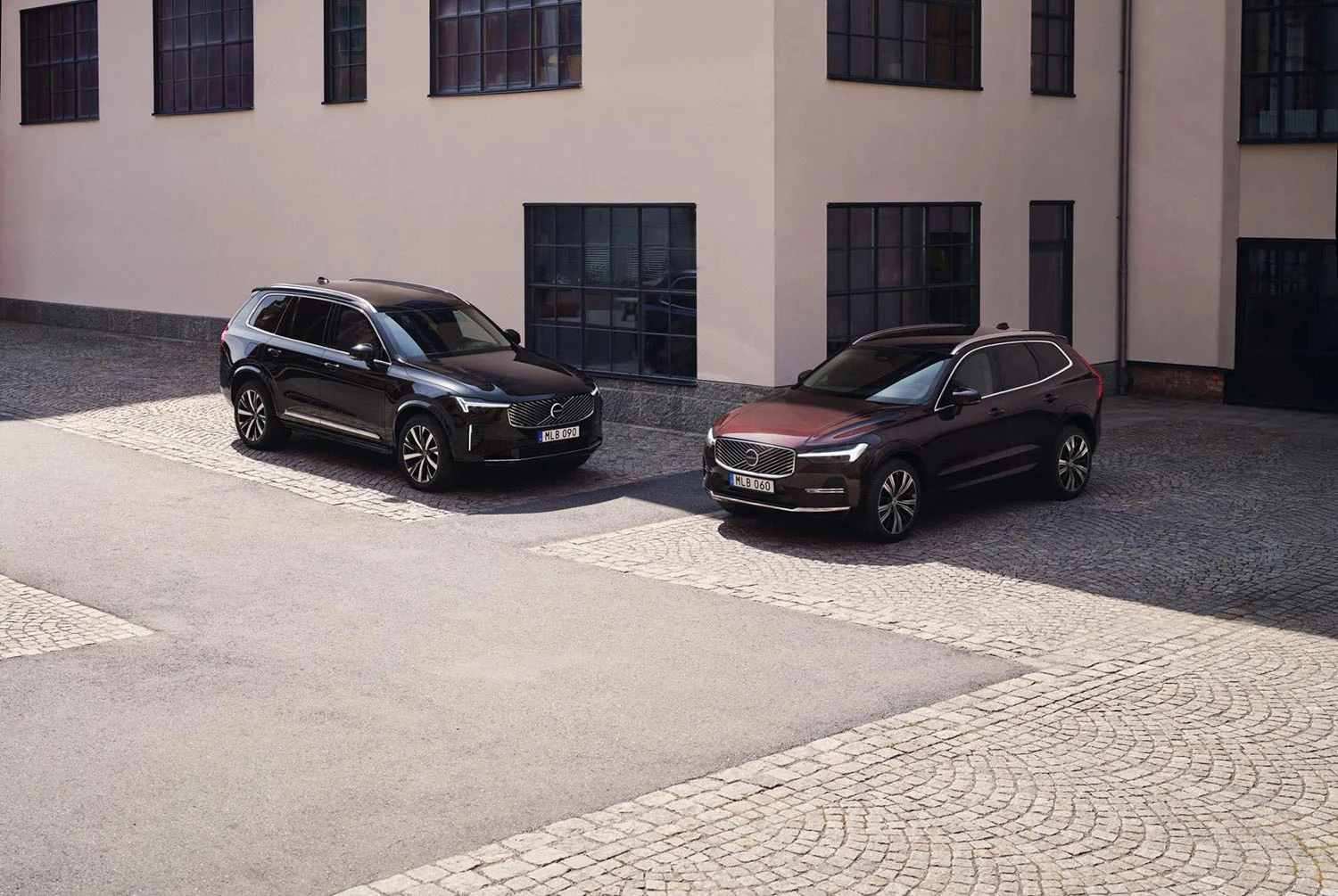 The Volvo XC60 and XC90 begin the 2027 model year with a refined T8 plug-in hybrid
