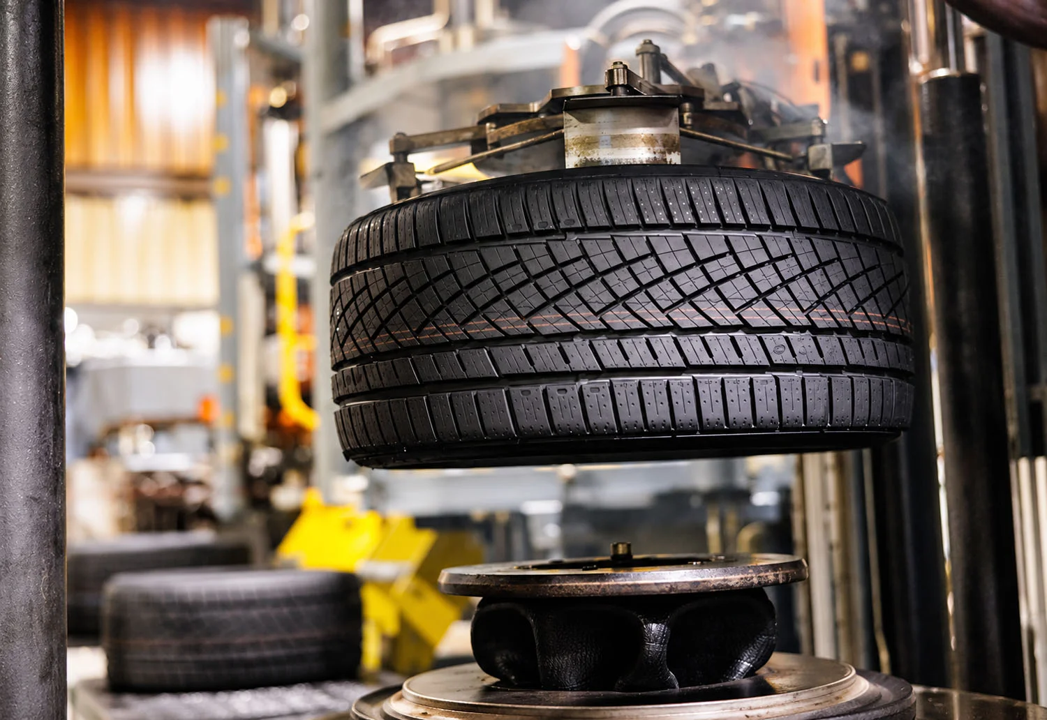 Continental Expands Portfolio of Large and High-Performance Tyre
