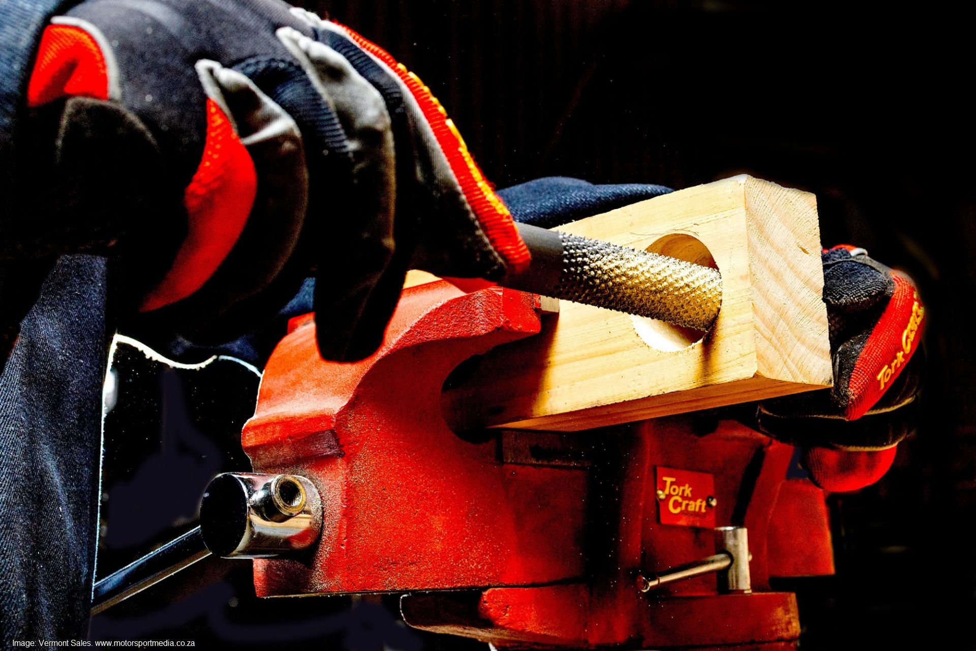TORK_CRAFT_FILE_SET2-1920.jpg