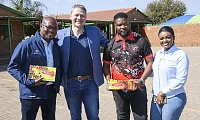 Engen Thorntree ZZ Convenience Centre supports Siqobile Primary School with 100 pairs of school shoes
