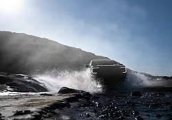 Ford Optimises Powertrain Line-Up for Ranger and Everest 