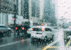Staying safe on bad roads in wet weather