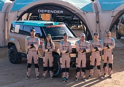 Defender Rally builds on historic Dakar victory with three-car entry in bp Ultimate Rally-Raid Portugal 