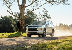 Facelifted Mitsubishi Pajero Sport levels up with more features, an exciting new look for the same price