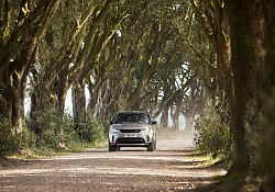 JLR Holiday Heroes campaign returns to ensure the safety of its clients this festive season 