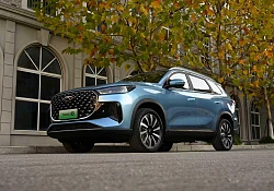 Chery Tiggo 8 CSH hybrid lands in South Africa with 1,200 km range and full-sized family practicality