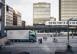 Volvo scores five stars in second Euro NCAP safety rating of heavy trucks 