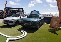 Lepas Commanded Attention at the 2026 Cape Town Met, presenting the L4 and L8 New Models Embody “Elegant Driving,” With Full Retail Launch Set for March 2026